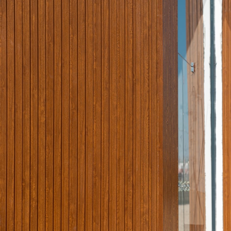 holzfassade (1)-Quadrat